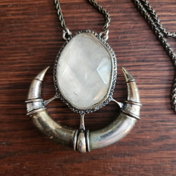 Lucky Brand Necklace Moonstone Hammered Gold Tone Warrior Horn Statement Pendant - Picture 2 of 7